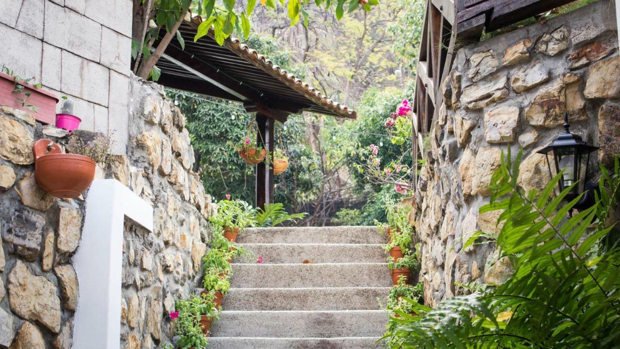 Iguanazu Bed & Breakfast Guayaquil Exterior photo
